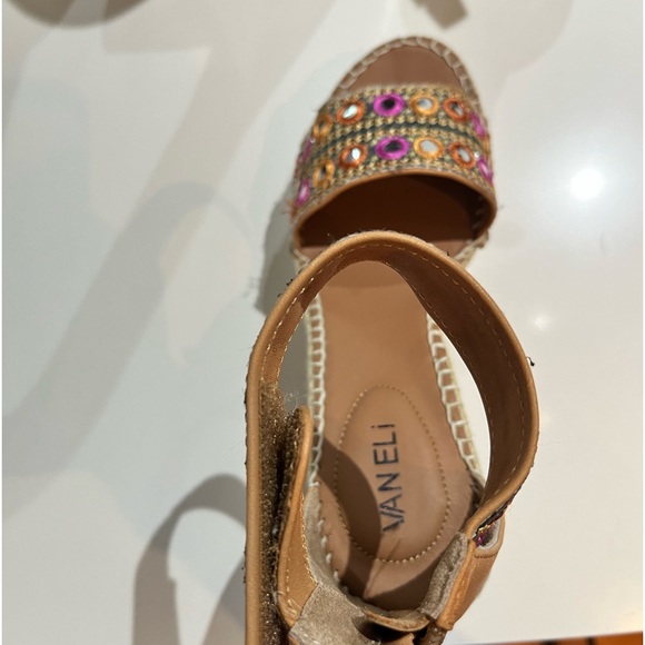 Wedges - Picture 4 of 4